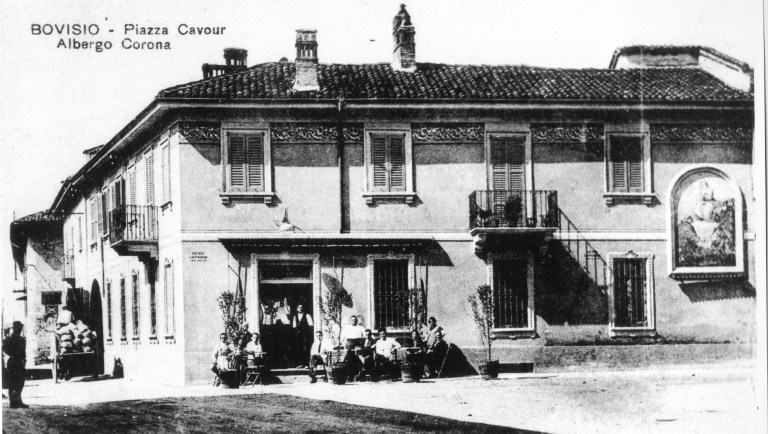 Piazza Cavour negli anni '50