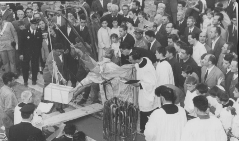 56 A  - posa prima pietra chiesa San Martino